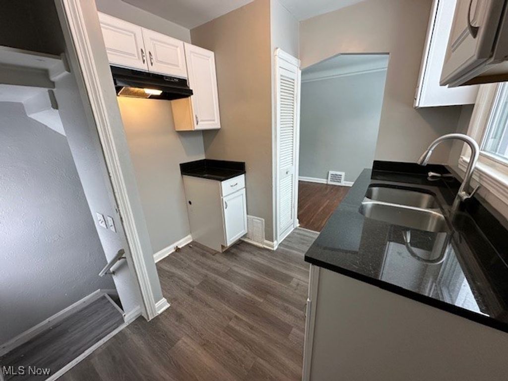 Photo of 5185 Anthony Street, Maple Heights, OH 44137 (MLS # 5181706)