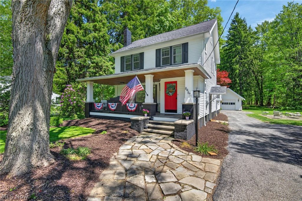 Photo of 8465 Usher Road, Olmsted Falls, OH 44138 (MLS # 5211648)