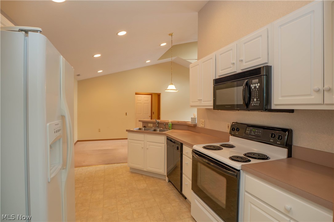 Abbey Glen Condos - Residential