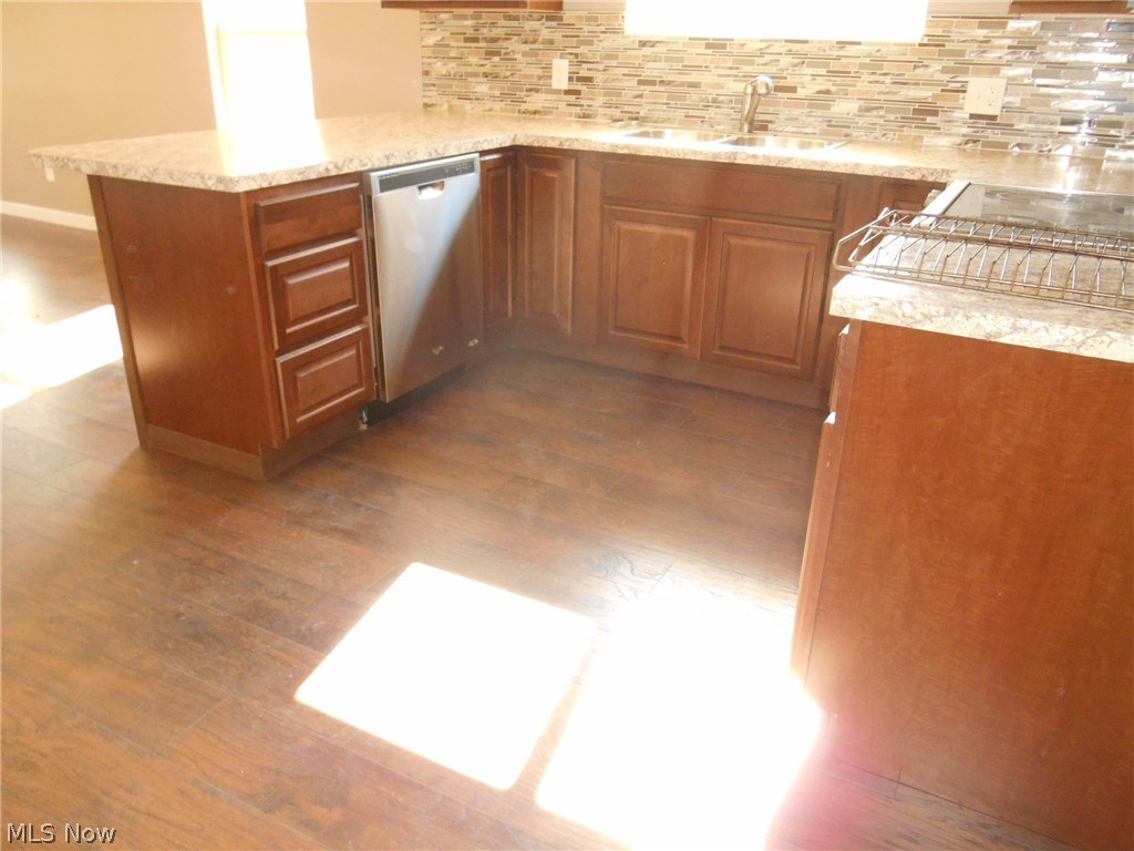 Anna Dean Heights - Residential