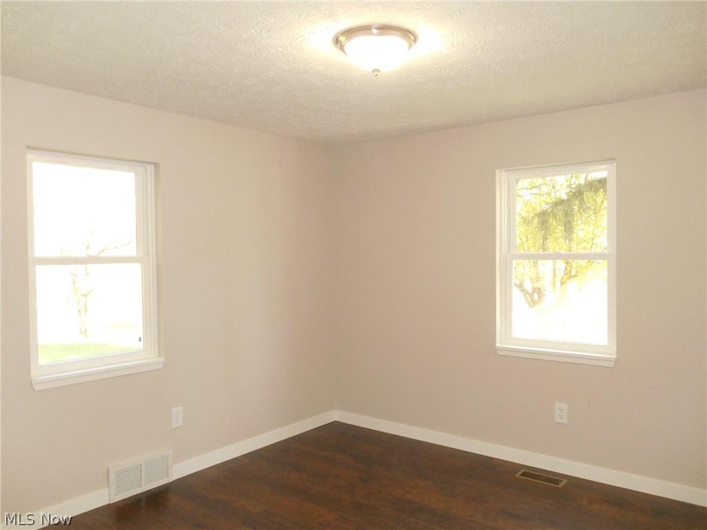 Anna Dean Heights - Residential