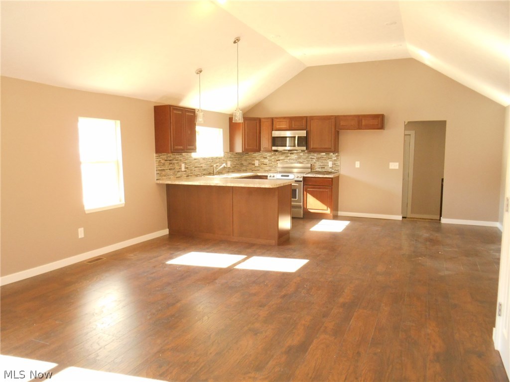 Anna Dean Heights - Residential