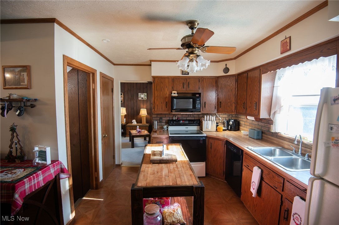 Village Park Estates - Residential