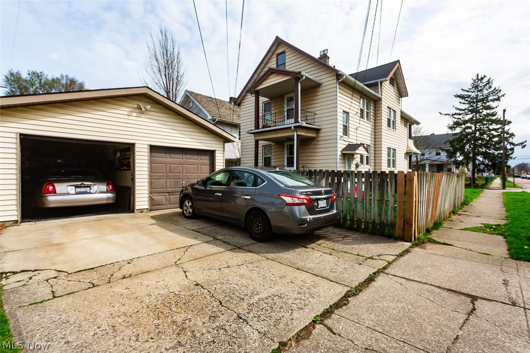 Lorhts - Residential Income