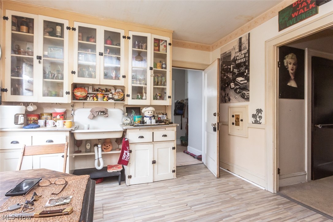 Lorhts - Residential Income