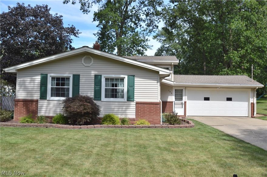 This lovely home is well cared for and is as much spacious as it is cozy.  Entertaining is easy in the main level dining space which is open to the large living room.  Kitchen is bright with updated counter tops.  The lower level boasts a generously spaced family room customized with a classic brick fireplace.  An enclosed sun room is positioned off the 2 car garage and allows you to enjoy your evenings outdoors in comfort.  You'll find nice updates to upper and lower level bathrooms, hardwood floors in the bedrooms and dining room, plus doing laundry is a breeze in a convenient and spacious utility room.  Extra storage with spacious crawl space off family room. It's placed nicely in the Boardman School District and a sweet neighborhood.  All this house needs is you.  Sellers are motivated. INSPECTION IS COMPLETE and available.  Saves the buyer $$! Call today!

Easy to show.  Supra on Front Door.