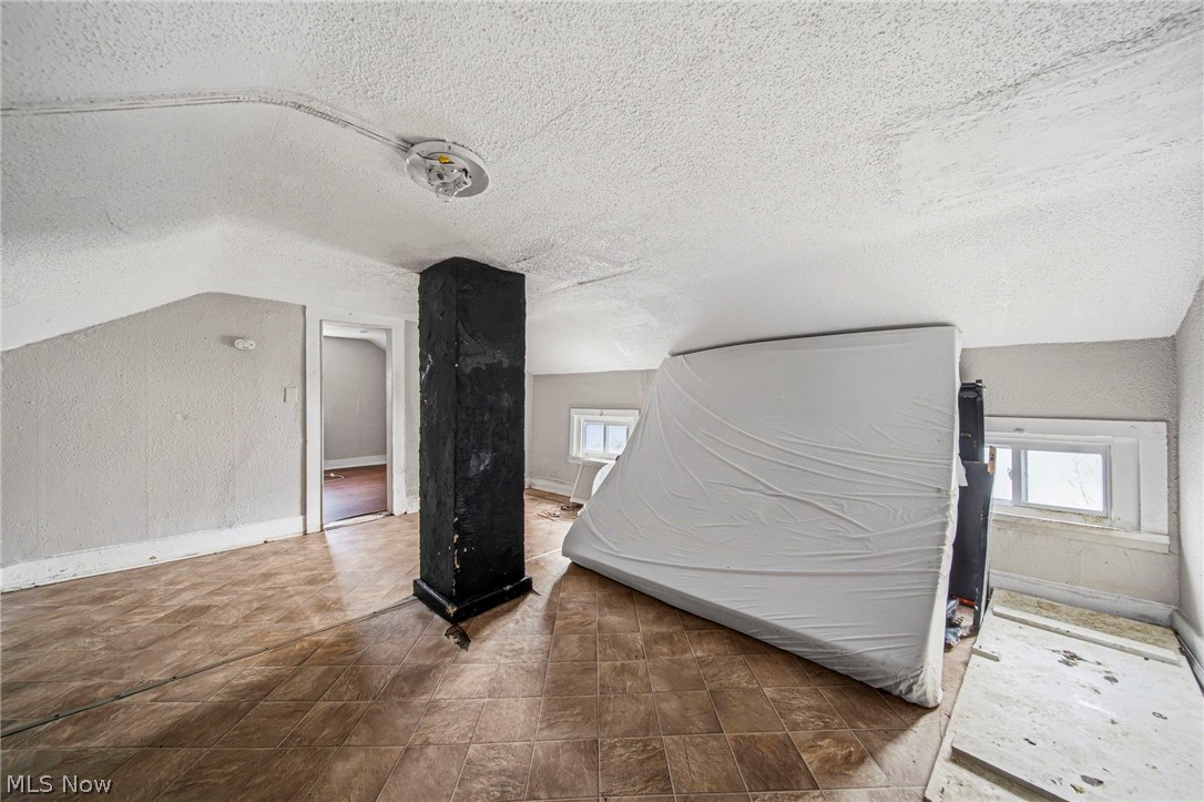 E J Weils - Residential