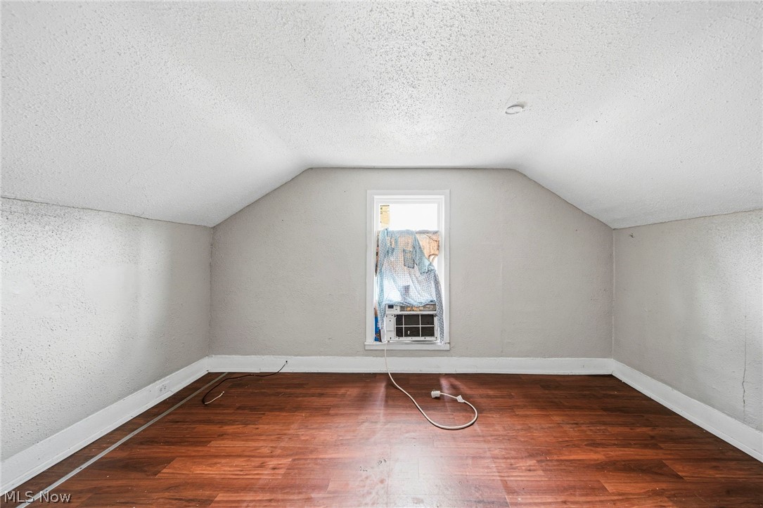 E J Weils - Residential