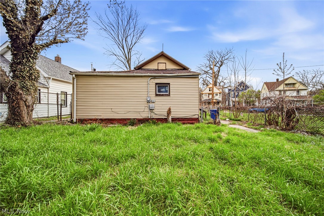 E J Weils - Residential