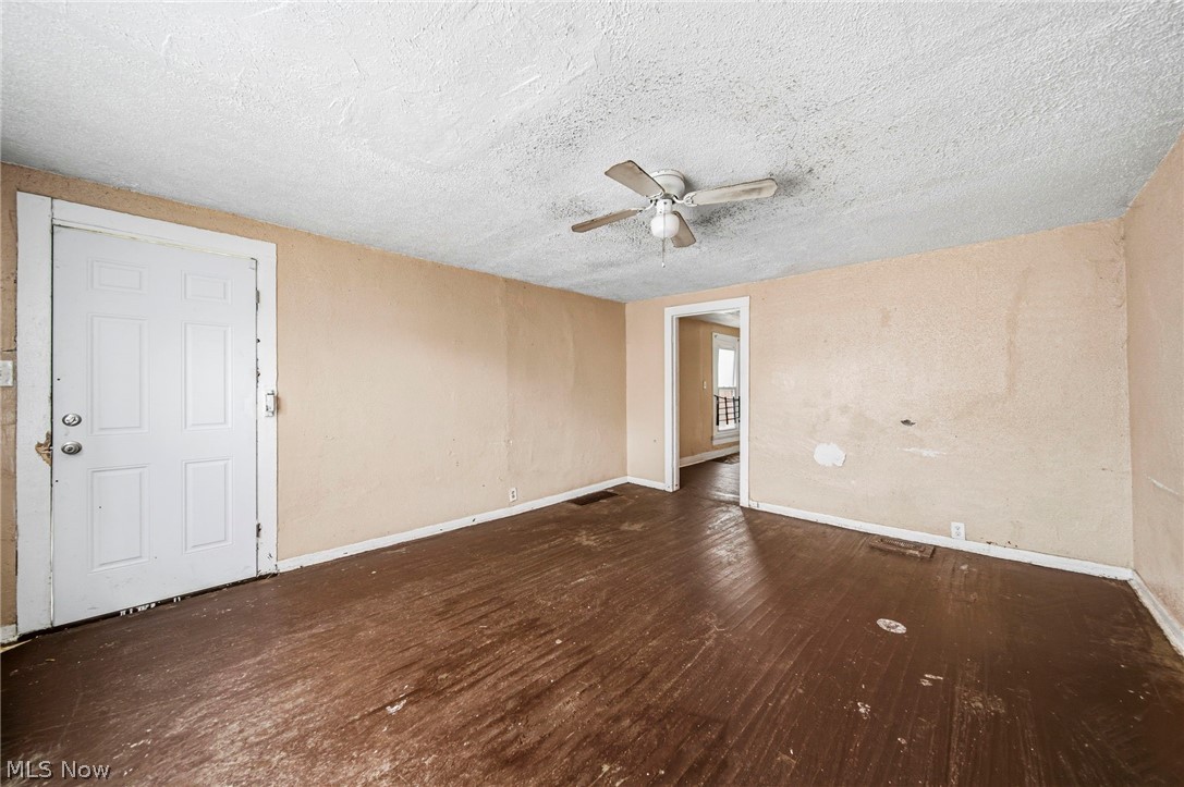 E J Weils - Residential