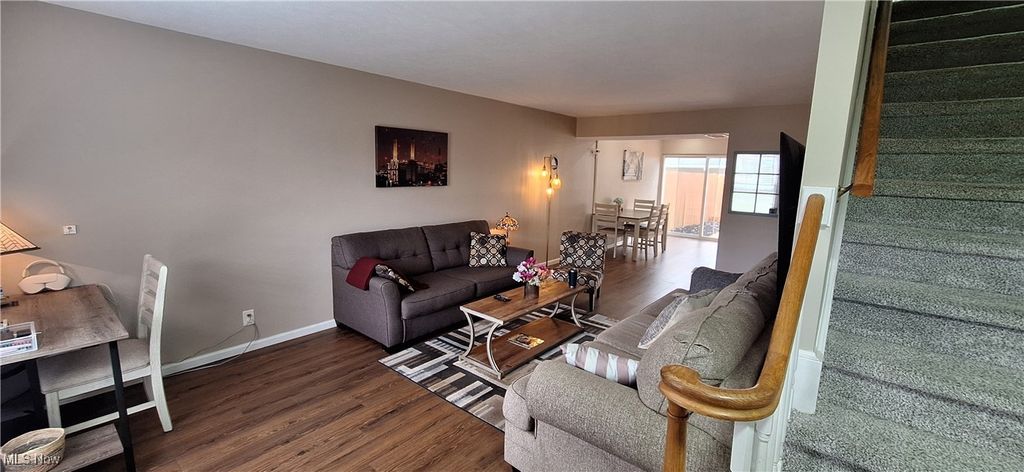 Photo of 5706 York Drive, Lyndhurst, OH 44124 (MLS # 5167678)