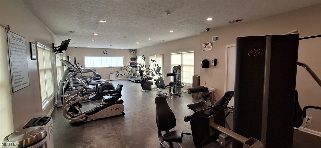 Georgetown/Lyndhurstcondo - Residential