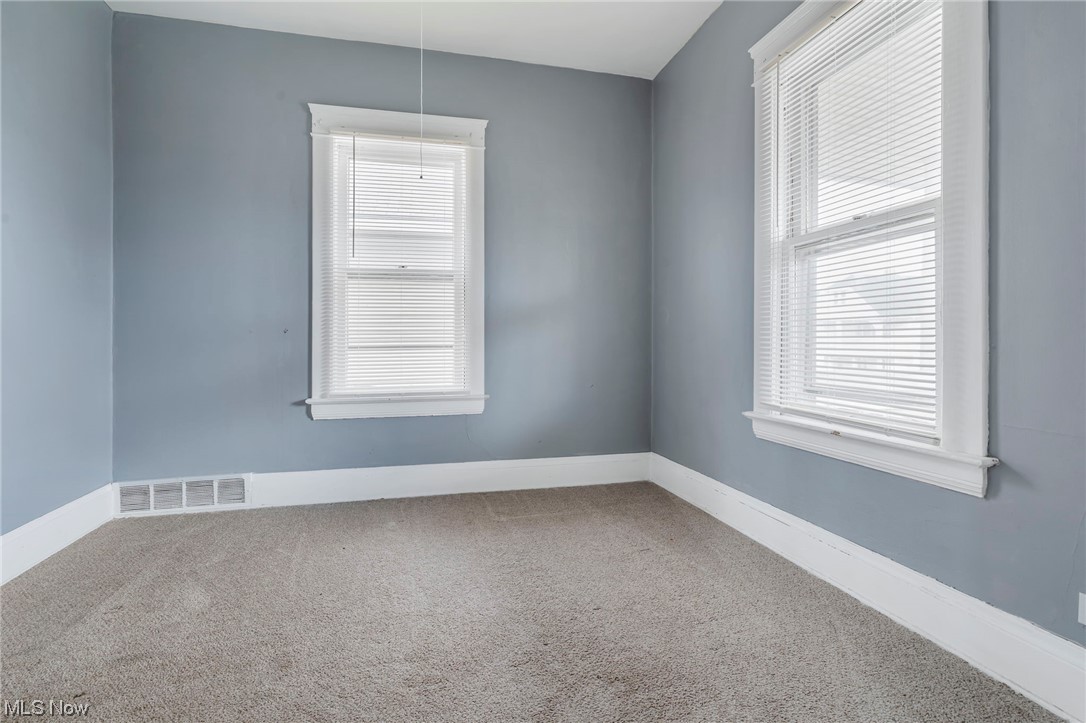 Washington Park - Residential Income