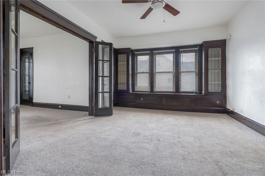 Washington Park - Residential Income