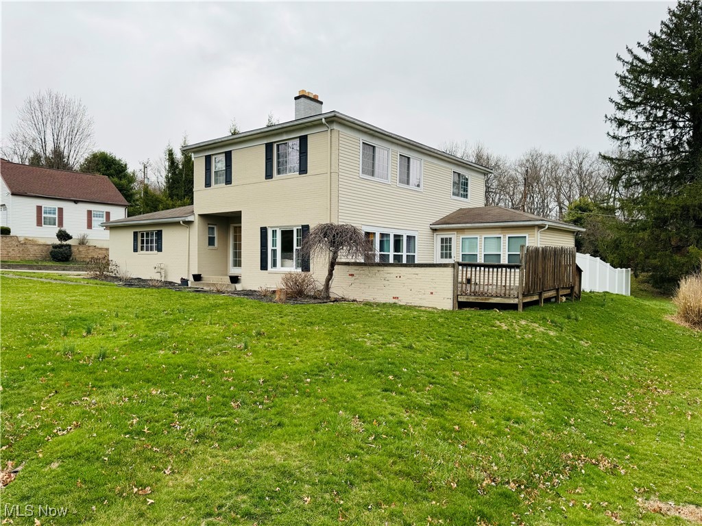 2740 W Ridgewood Circle, Zanesville, Ohio image 2