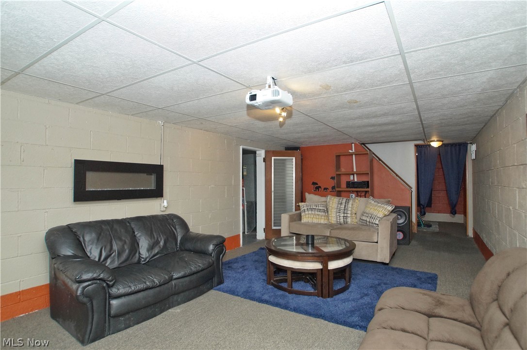 Mayfield Acres - Residential