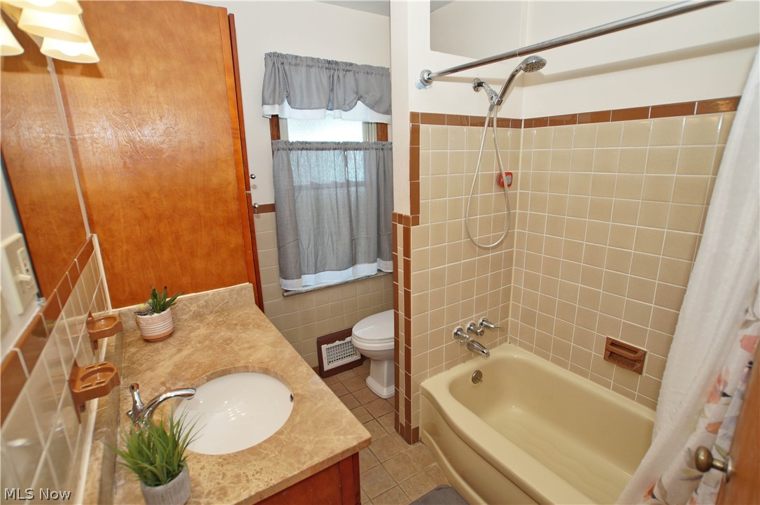 Mayfield Acres - Residential
