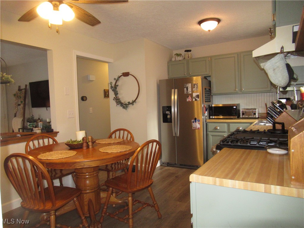 1048 Woodglen, Newton Falls, Ohio image 7