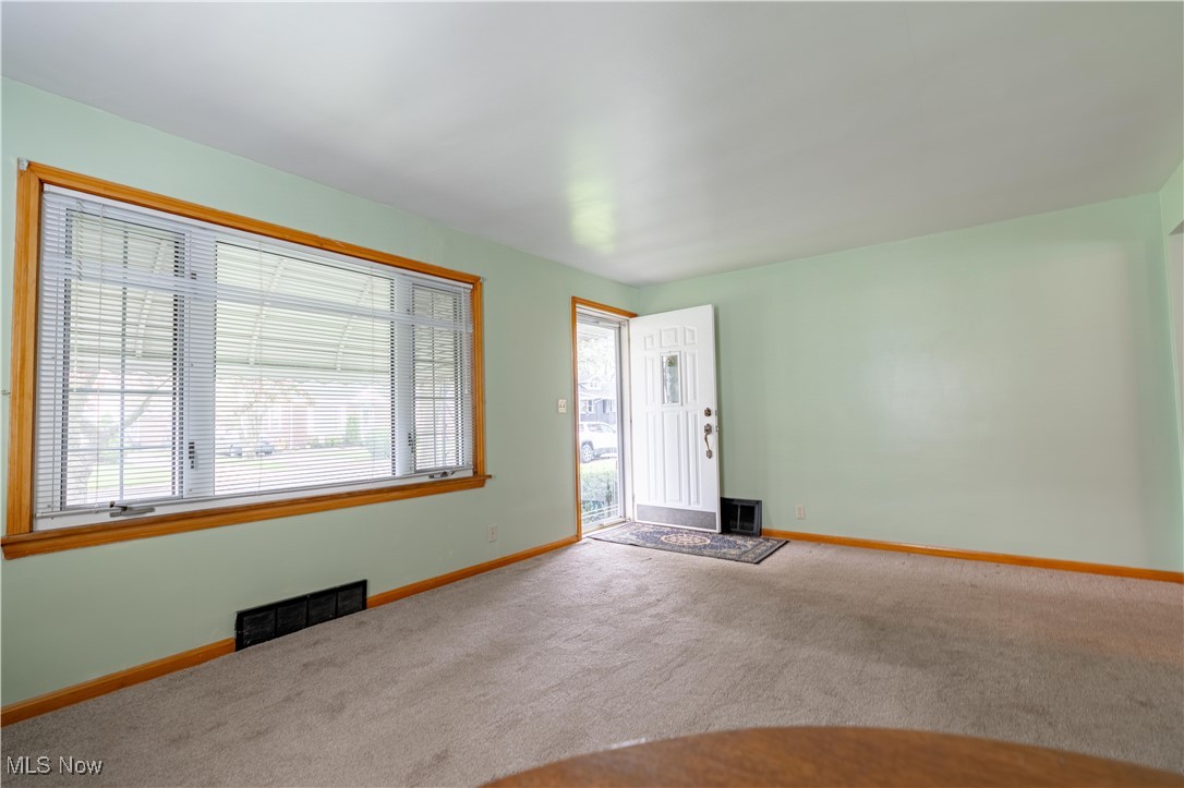 3827 Greenwood Place, Canton, Ohio image 7
