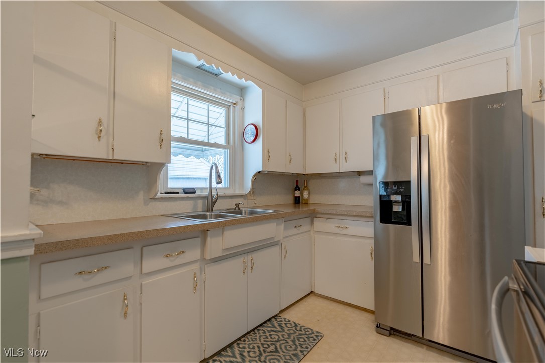 3827 Greenwood Place, Canton, Ohio image 15