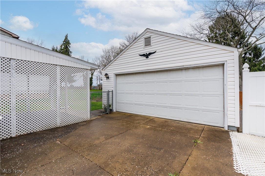 3827 Greenwood Place, Canton, Ohio image 5