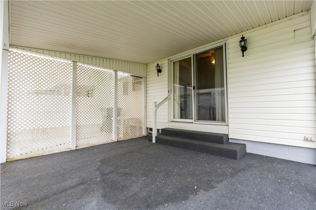 3827 Greenwood Place, Canton, Ohio image 35