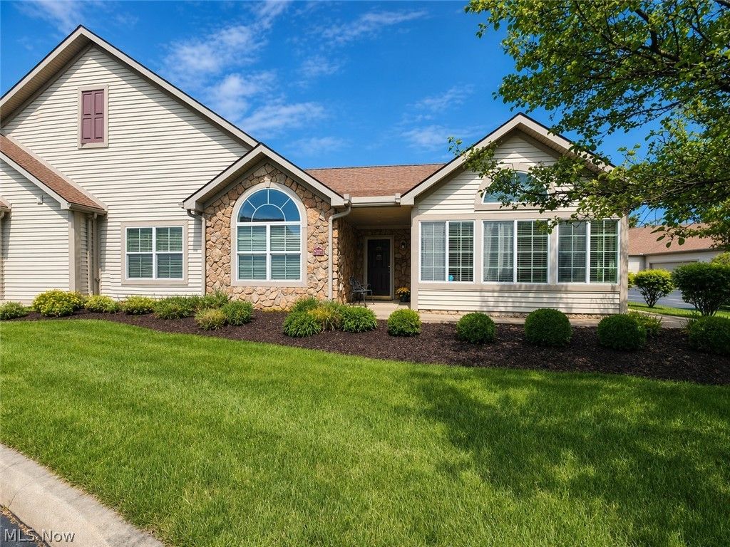 Photo of 5227 Redford Drive, Brunswick, OH 44212 (MLS # 5204125)