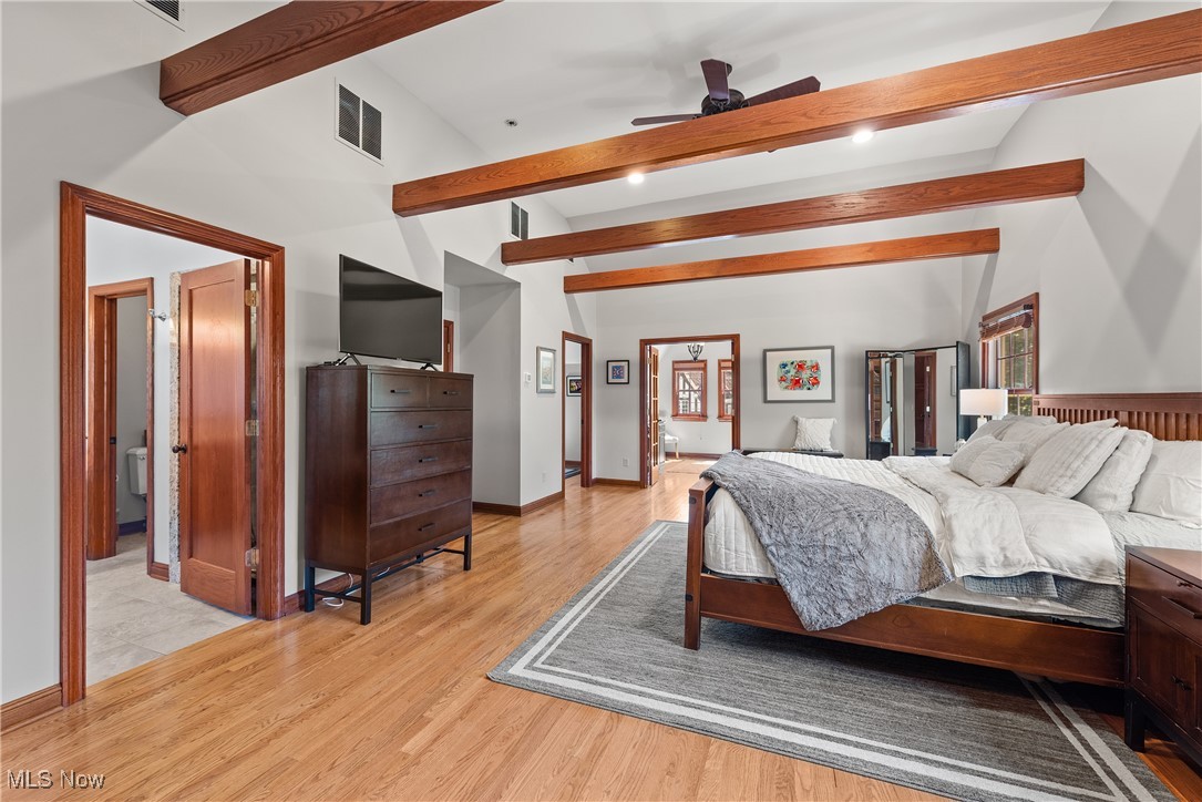 Lakewood, Ohio 44107, United States, 5 Bedrooms Bedrooms, ,4 BathroomsBathrooms,Residential,Active,192106