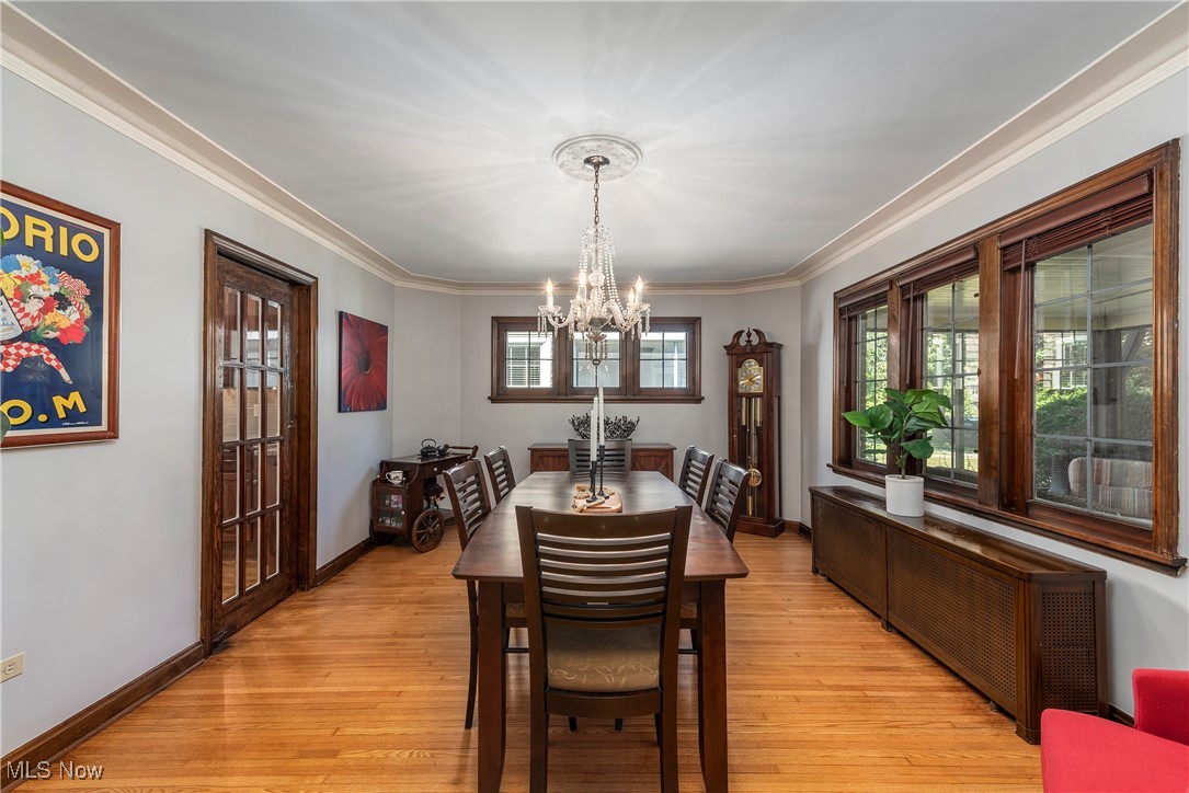 Lakewood, Ohio 44107, United States, 5 Bedrooms Bedrooms, ,4 BathroomsBathrooms,Residential,Active,192106