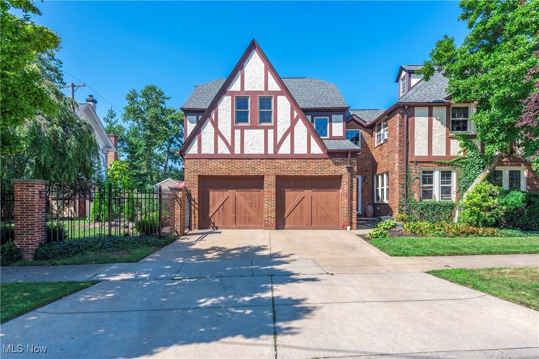 16712 Edgewater Drive