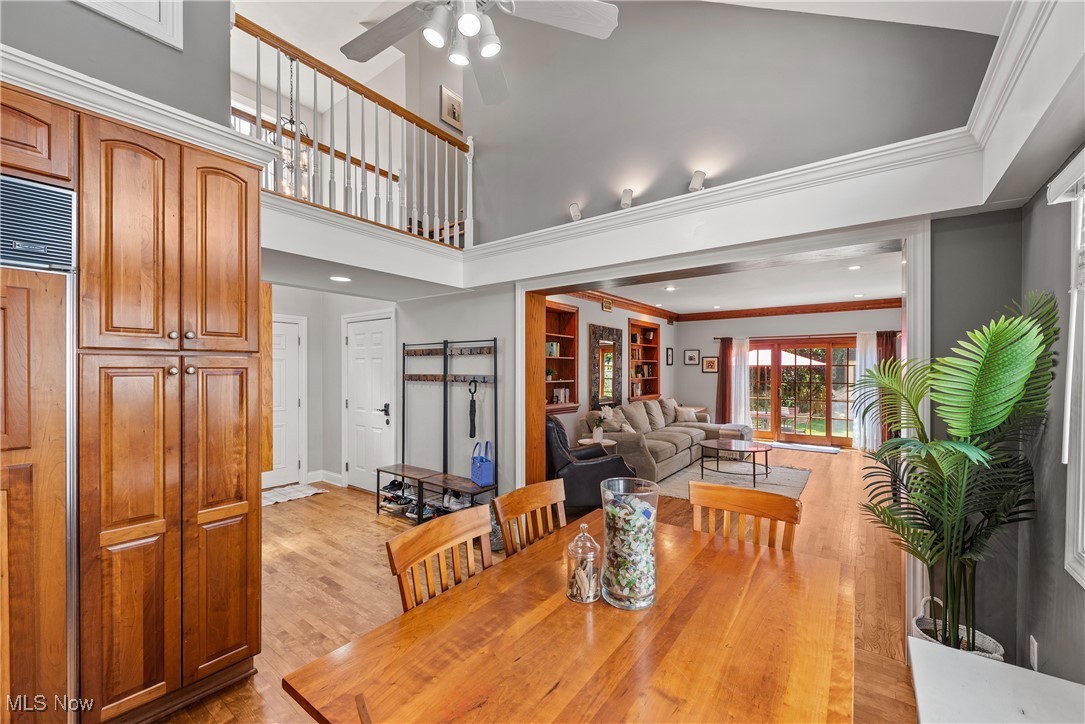 Lakewood, Ohio 44107, United States, 5 Bedrooms Bedrooms, ,4 BathroomsBathrooms,Residential,Active,192106