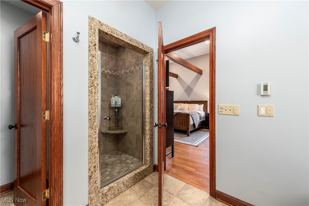 Lakewood, Ohio 44107, United States, 5 Bedrooms Bedrooms, ,4 BathroomsBathrooms,Residential,Active,192106