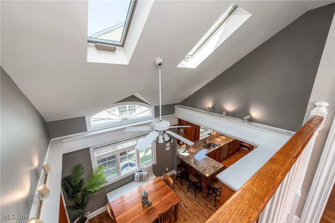 Lakewood, Ohio 44107, United States, 5 Bedrooms Bedrooms, ,4 BathroomsBathrooms,Residential,Active,192106