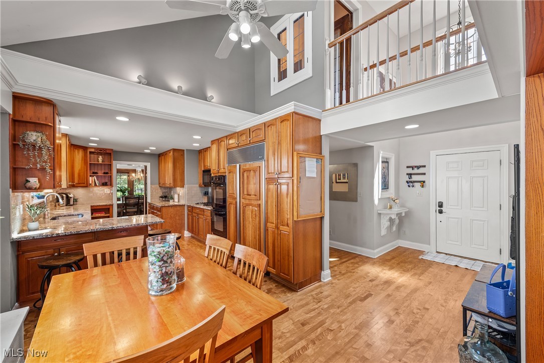 Lakewood, Ohio 44107, United States, 5 Bedrooms Bedrooms, ,4 BathroomsBathrooms,Residential,Active,192106