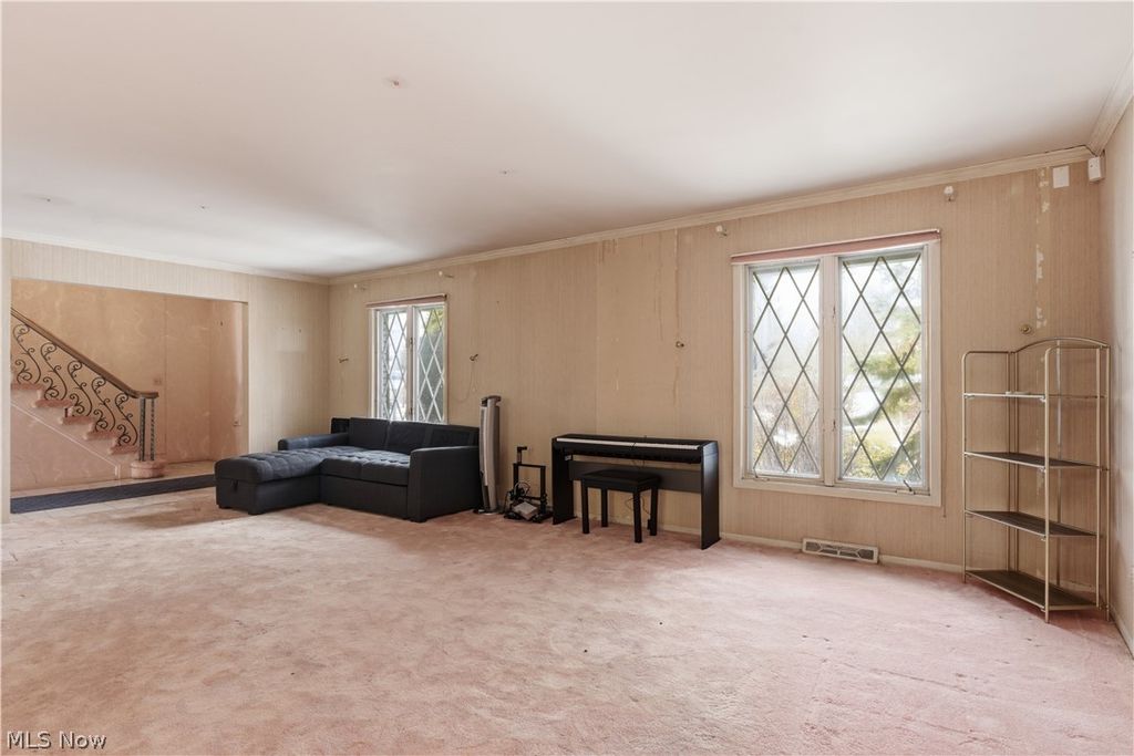 Photo of 4520 University Parkway, University Heights, OH 44118 (MLS # 5191396)