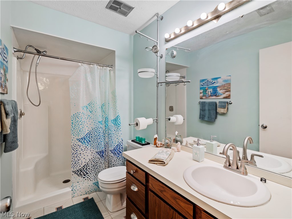 Cherry Ridge Condos - Residential