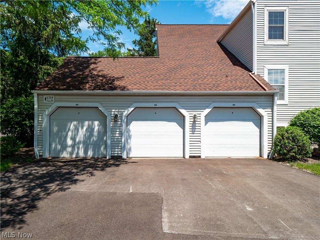 Cherry Ridge Condos - Residential