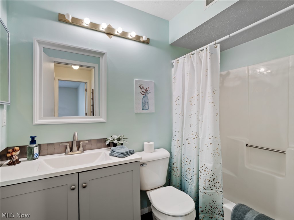 Cherry Ridge Condos - Residential