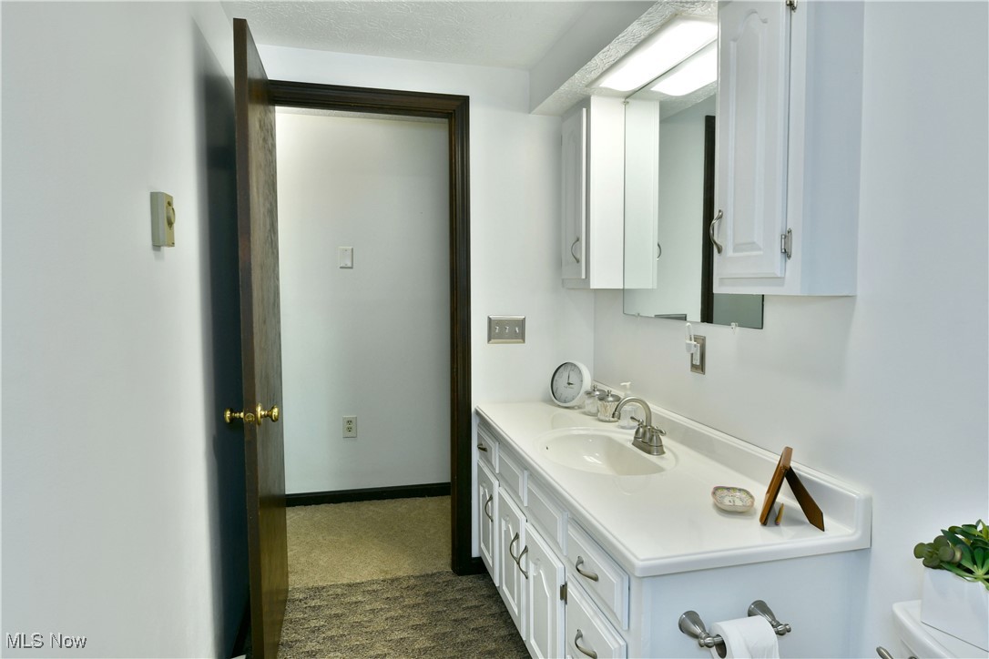 379 Housel Craft Road, Bristolville, Ohio image 32
