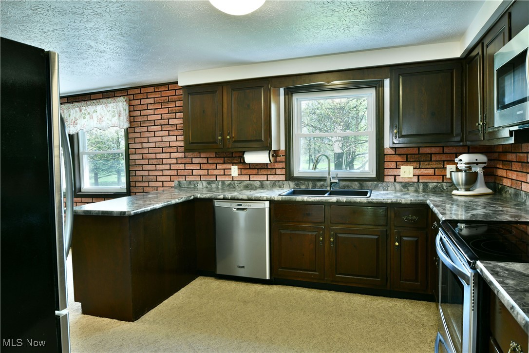 379 Housel Craft Road, Bristolville, Ohio image 12