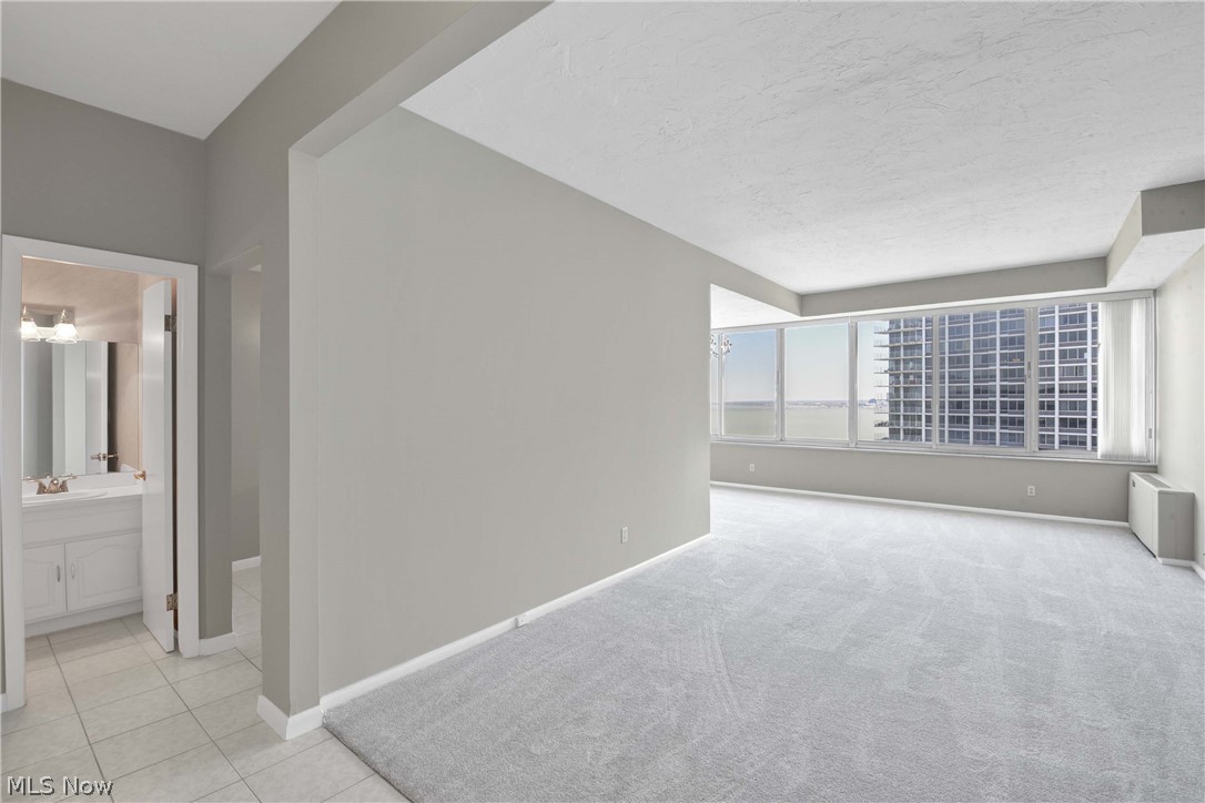 The Carlyle - Residential