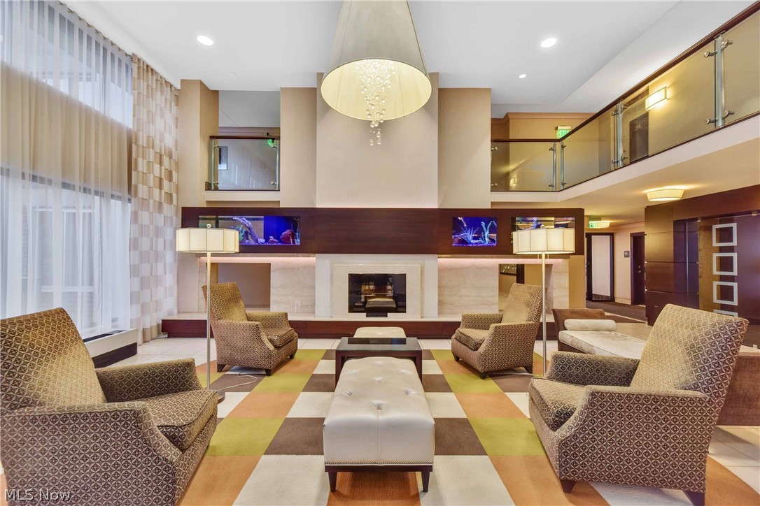 The Carlyle - Residential