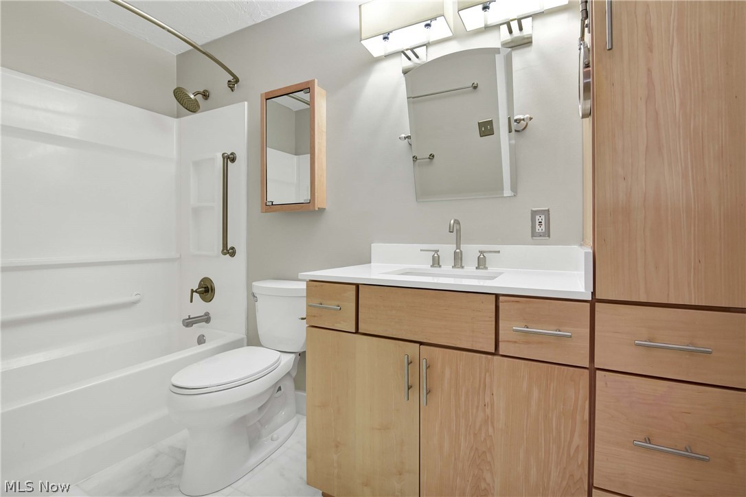 The Carlyle - Residential