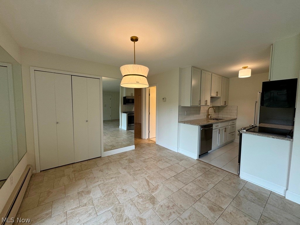 Sherbrook Gardens Condo - Residential