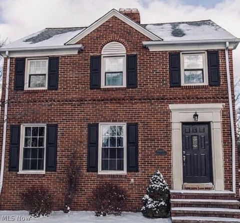 15906 Normandy Avenue Cleveland OH 44111