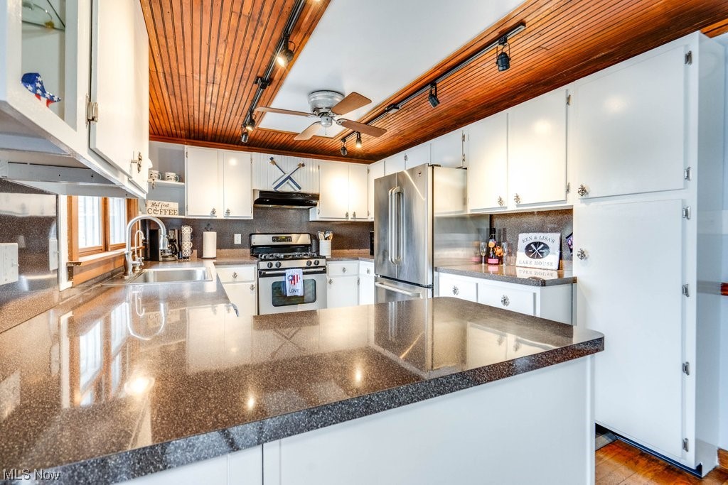 Port Point - Residential