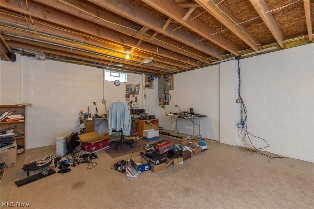 S L Cage Realty Cos Mayfield - Residential