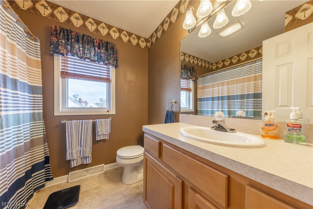 S L Cage Realty Cos Mayfield - Residential