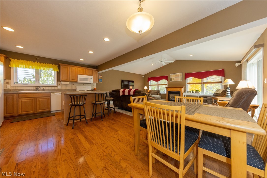 S L Cage Realty Cos Mayfield - Residential