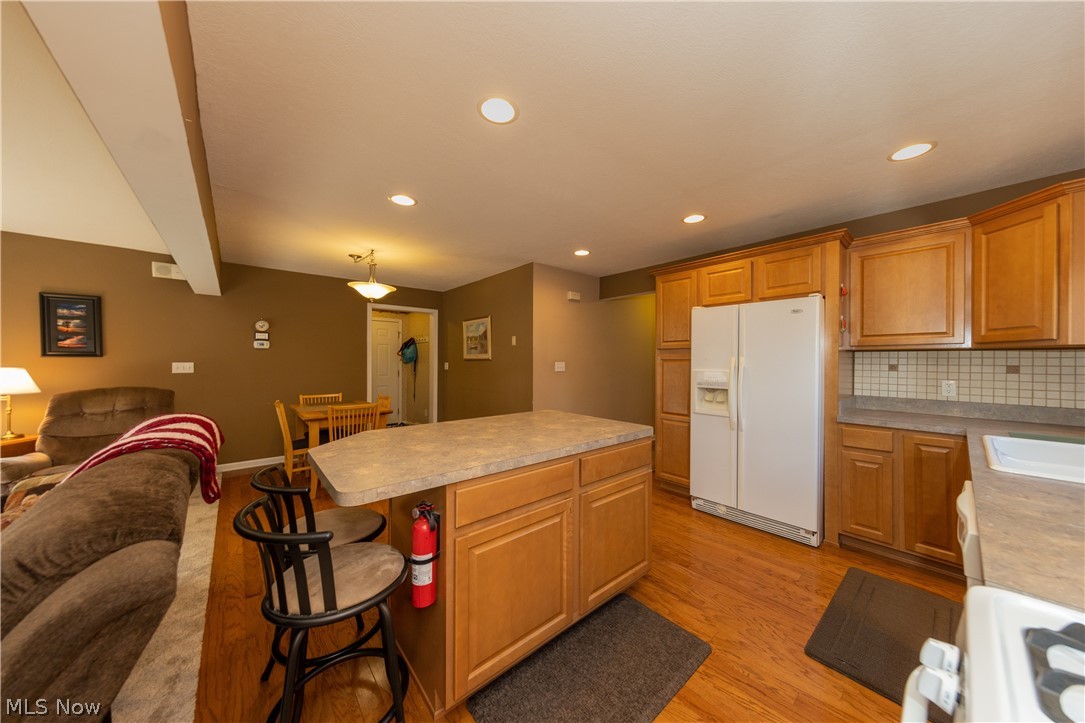 S L Cage Realty Cos Mayfield - Residential